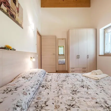 Nonno Bigi Girasole Apartment *